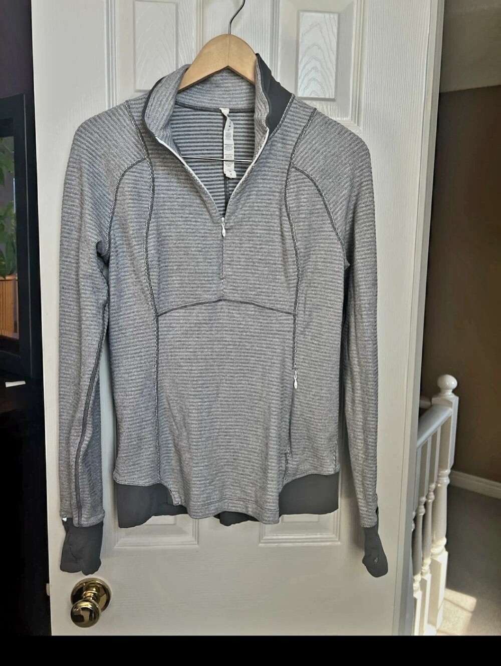 Like Brand New Quarter Zip Pull Over